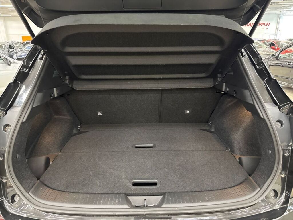 Nissan Qashqai 2023 Musta