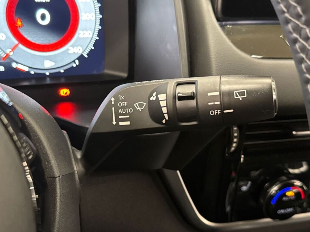 Nissan Qashqai 2023 Musta