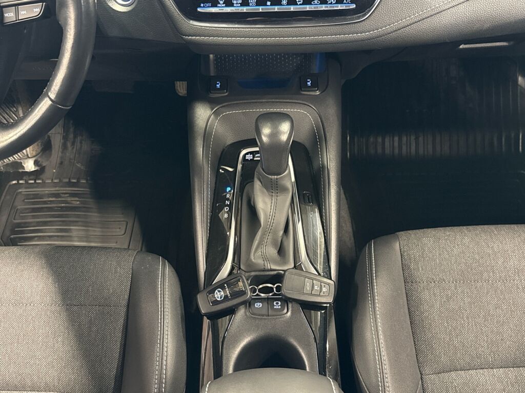 Toyota Corolla 2022 Valkoinen