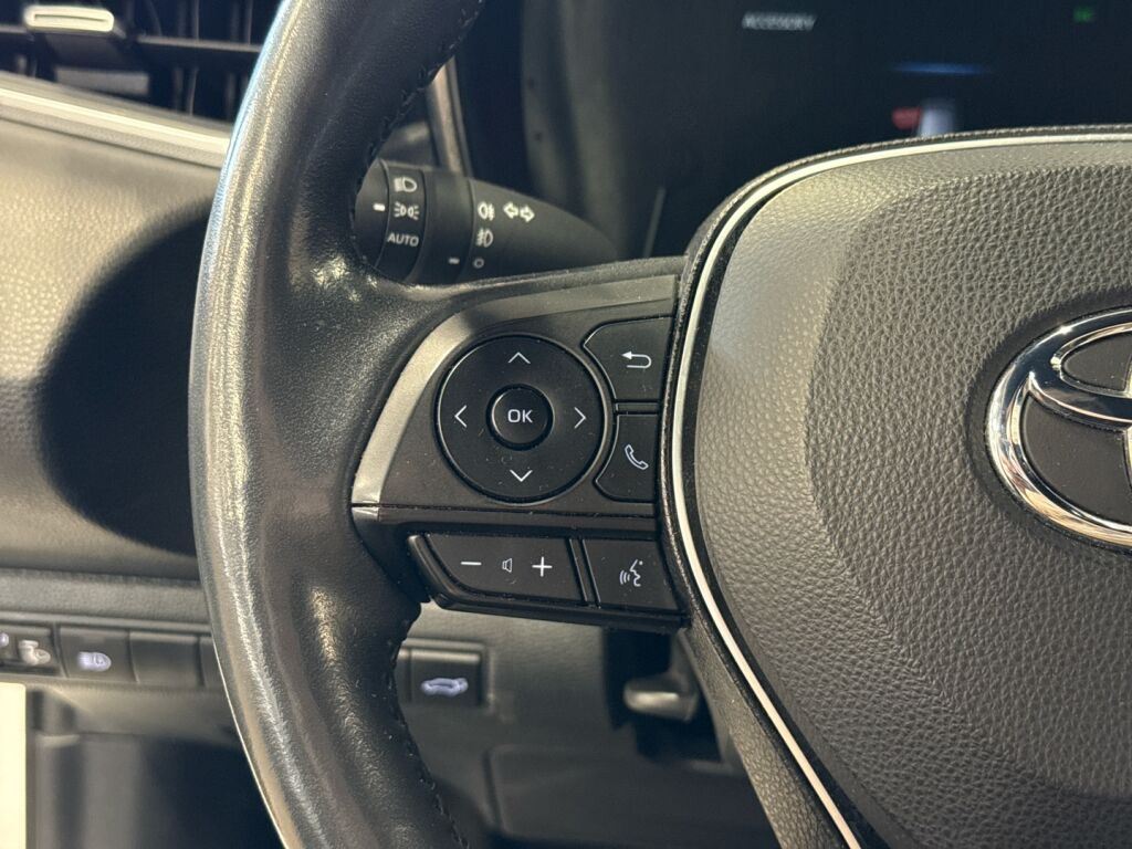 Toyota Corolla 2022 Valkoinen