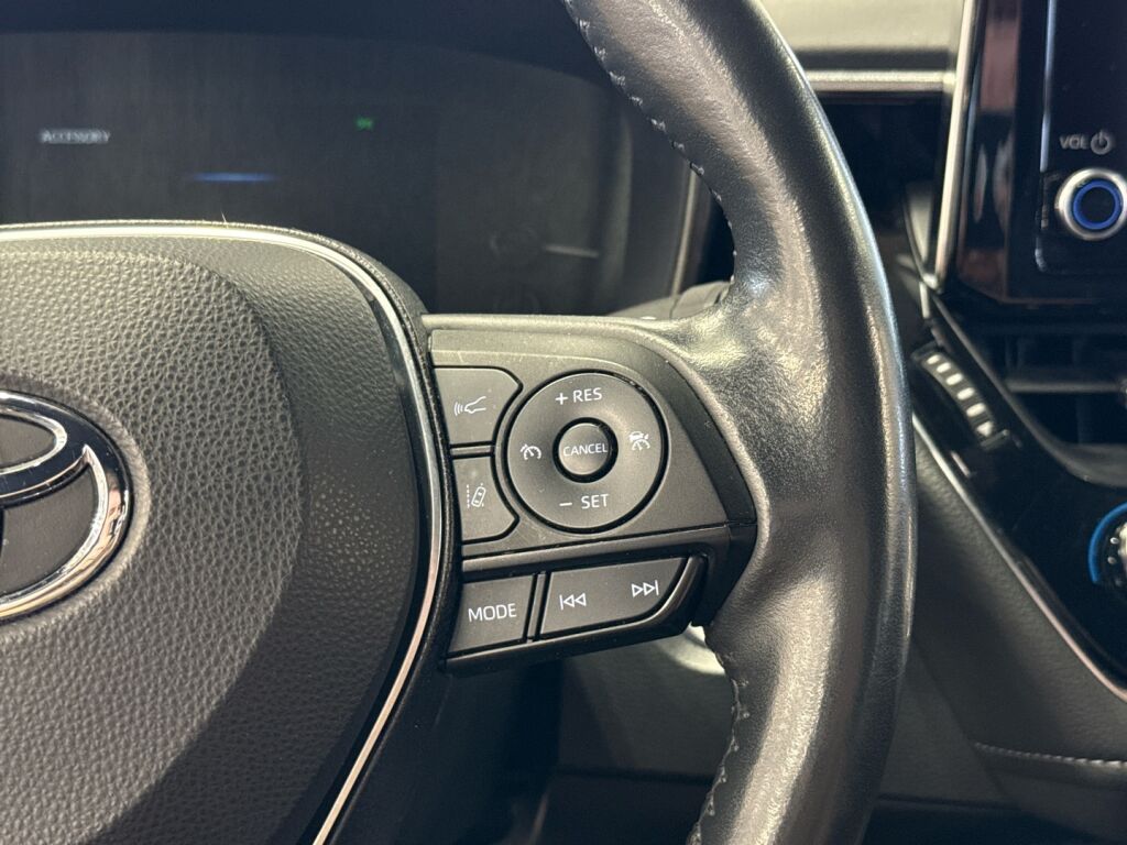 Toyota Corolla 2022 Valkoinen