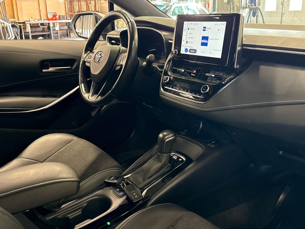 Toyota Corolla 2022 Valkoinen