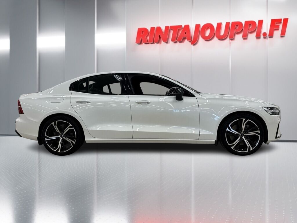 Volvo S60 2023 Valkoinen