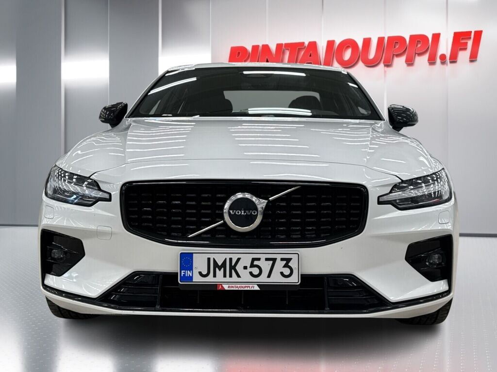 Volvo S60 2023 Valkoinen