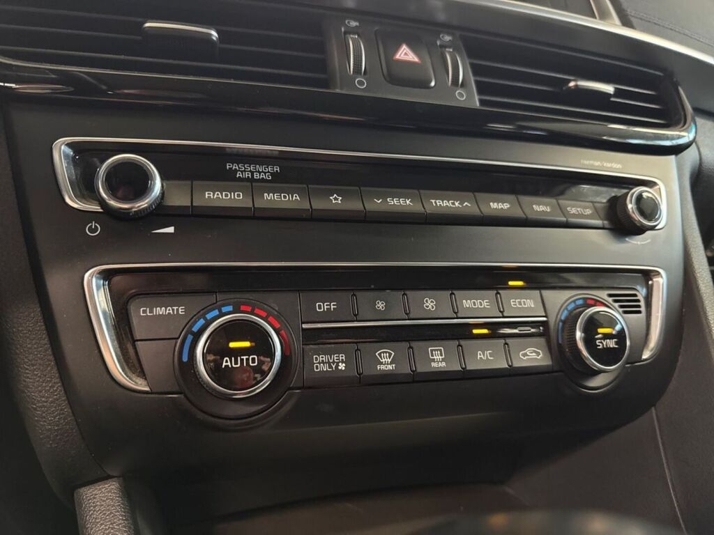 Kia Optima 2019 Harmaa