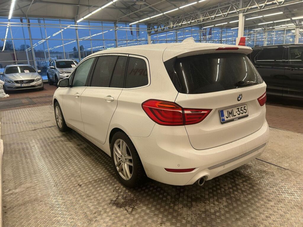 BMW 218 2022 Valkoinen