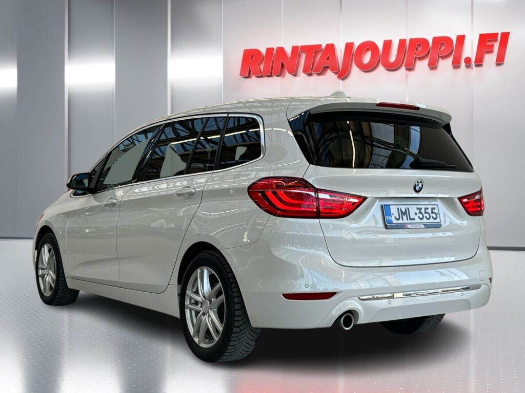 BMW 218 2022 Valkoinen