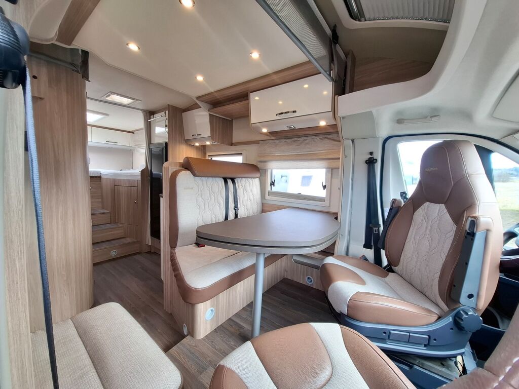 Bürstner Ixeo Time IT 726 J.Edition 2022 Harmaa