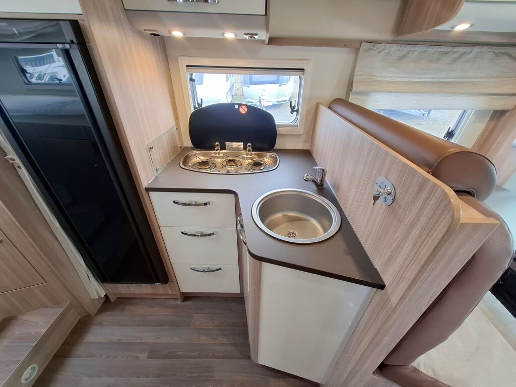 Bürstner Ixeo Time IT 726 J.Edition 2022 Harmaa