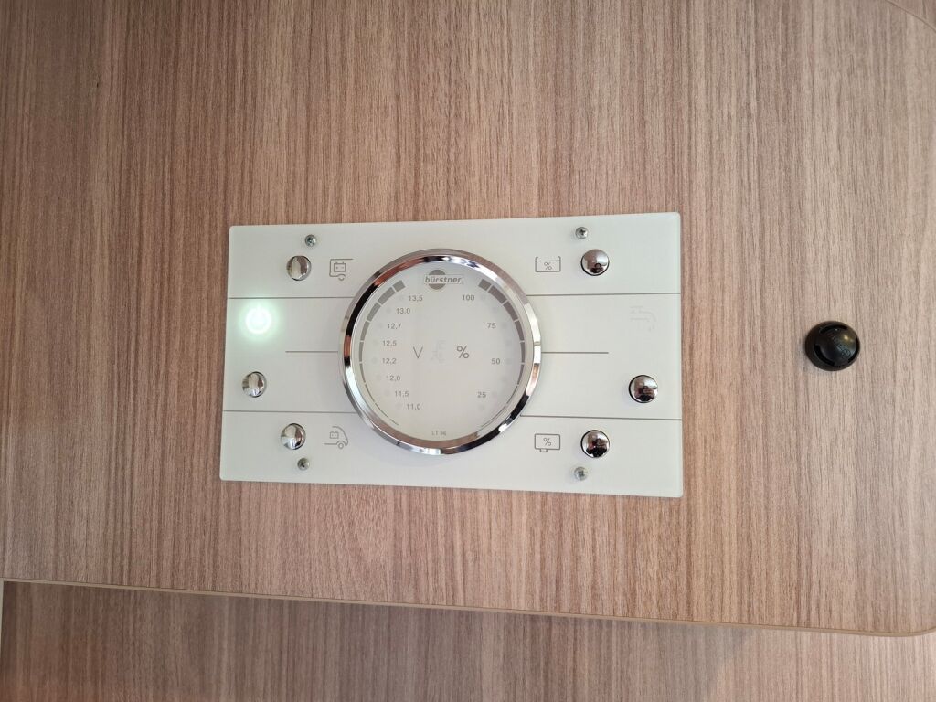 Bürstner Ixeo Time IT 726 J.Edition 2022 Harmaa