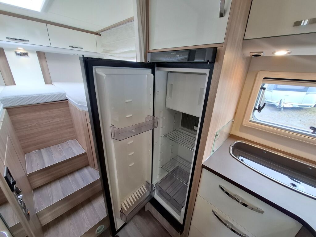 Bürstner Ixeo Time IT 726 J.Edition 2022 Harmaa