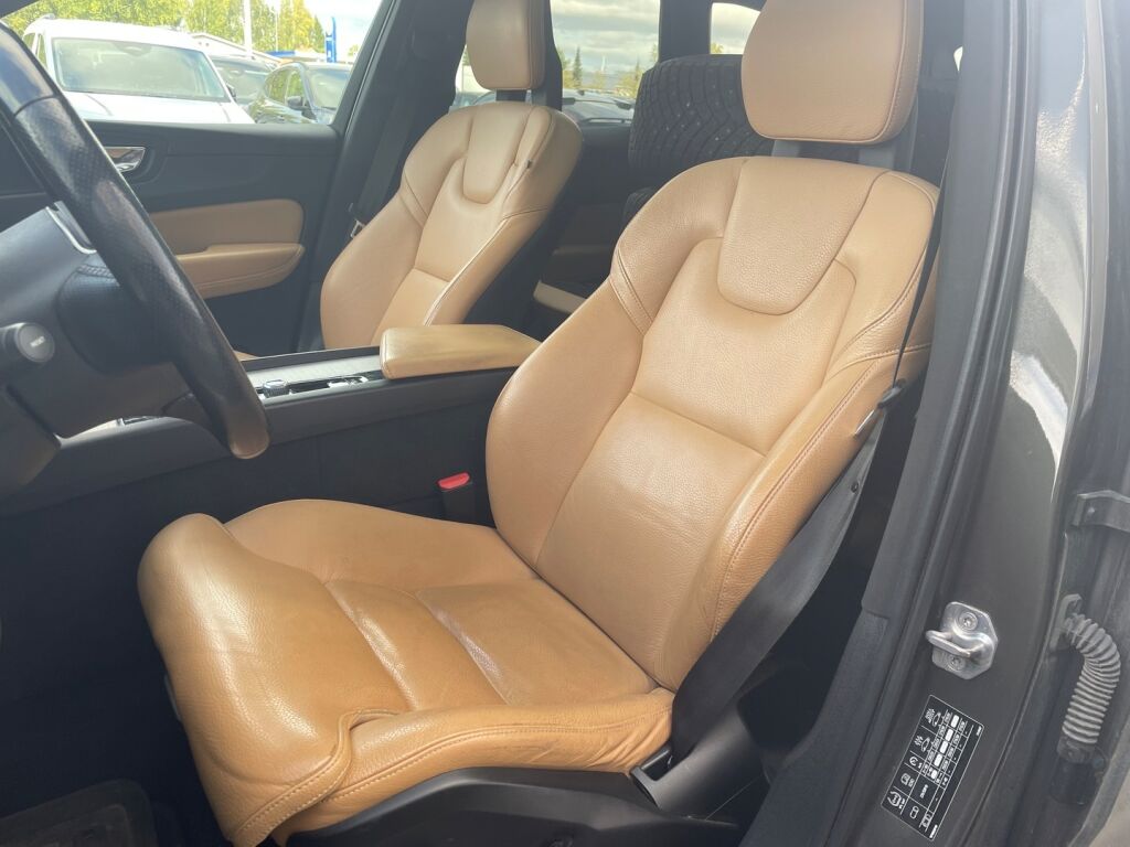 Volvo XC60 2018 Harmaa