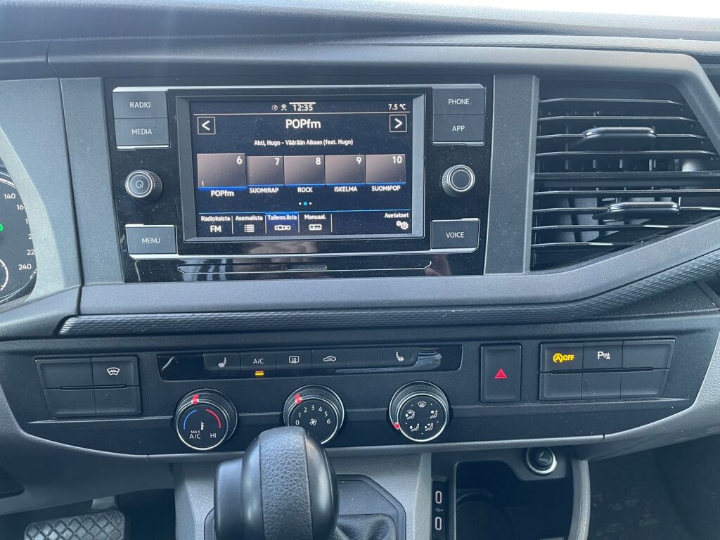 Volkswagen Transporter 2022 Harmaa