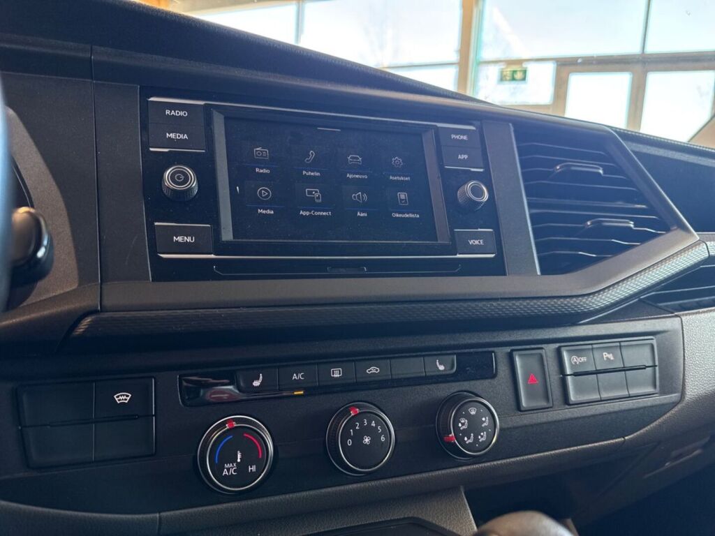 Volkswagen Transporter 2022 Harmaa