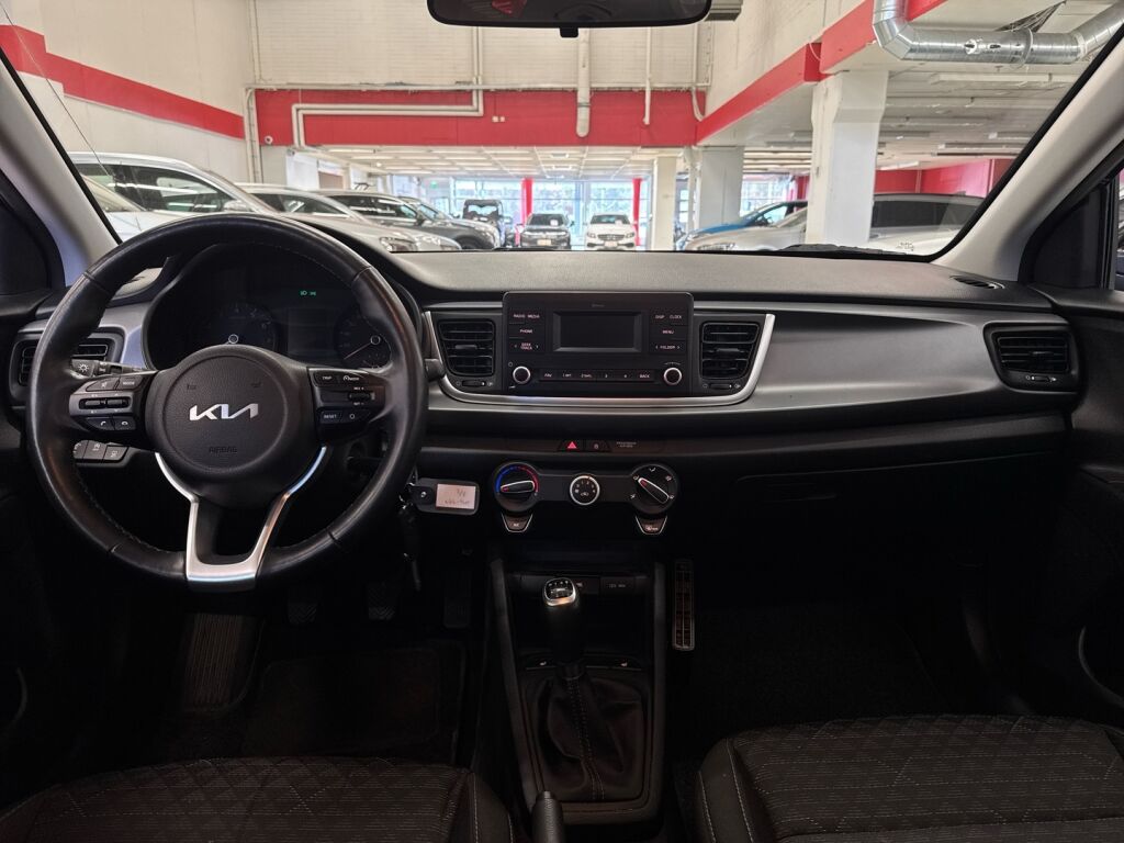 Kia Rio 2022 Musta