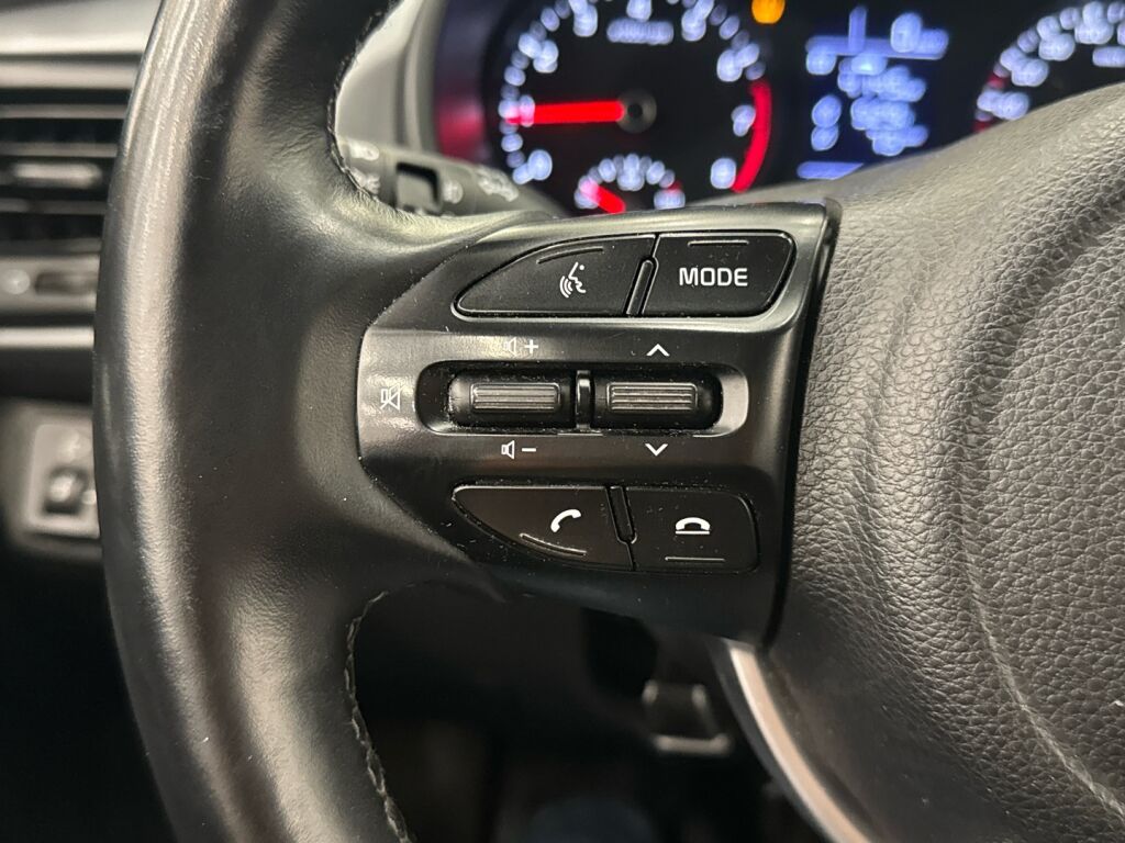 Kia Rio 2023 Punainen