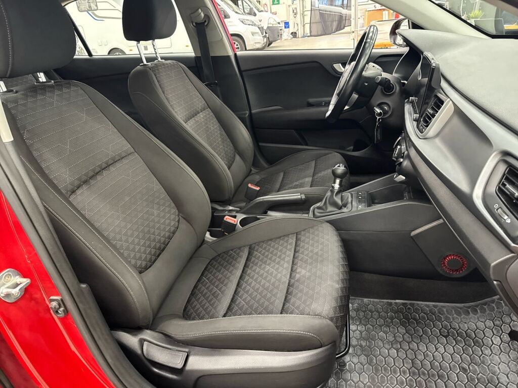 Kia Rio 2023 Punainen