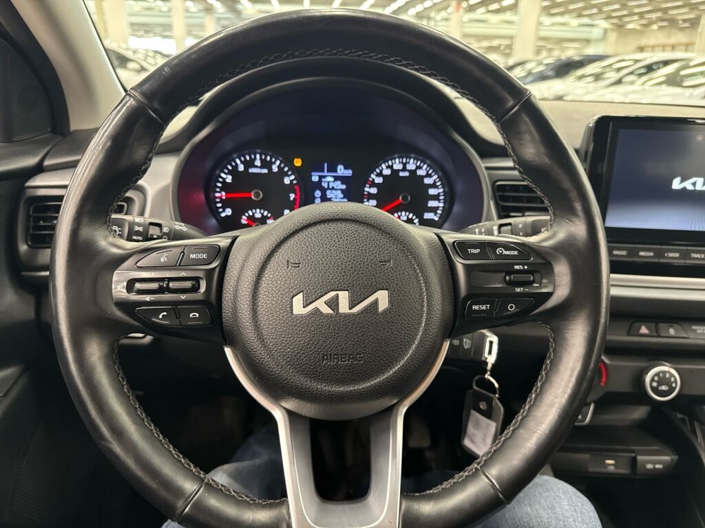 Kia Rio 2023 Punainen