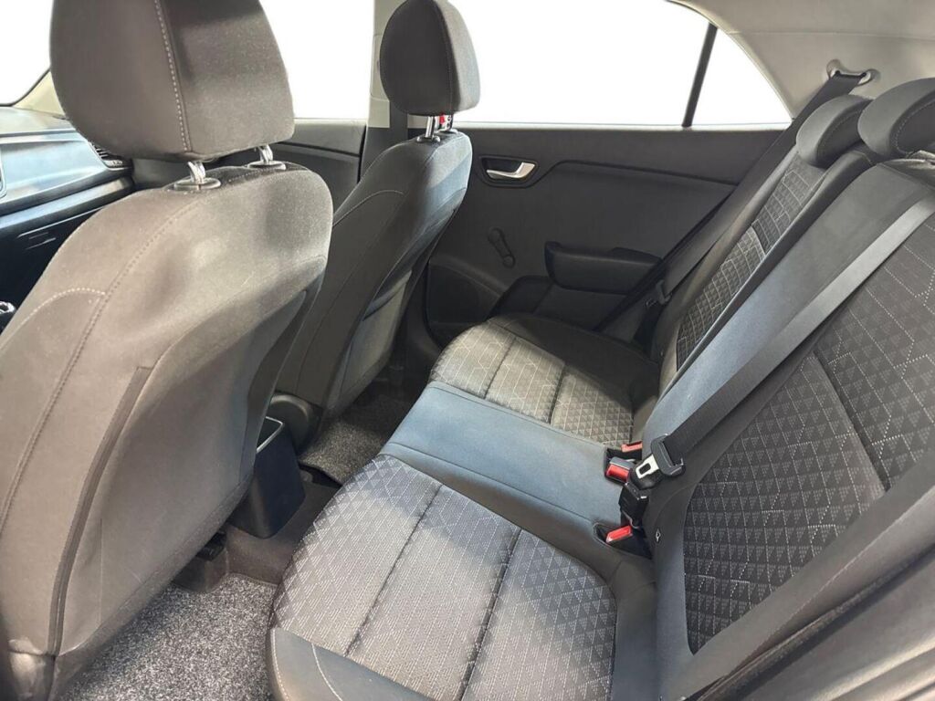 Kia Rio 2023 Punainen