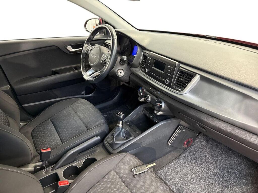 Kia Rio 2023 Punainen