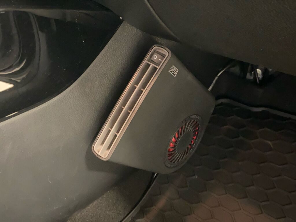 Kia Stonic 2022 Musta