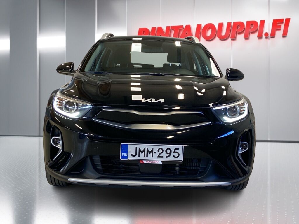 Kia Stonic 2022 Musta