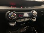 Kia Stonic 2022 Musta