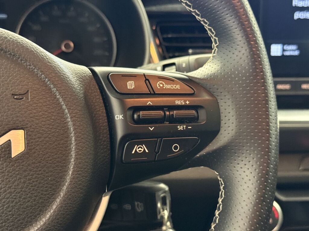 Kia Stonic 2022 Valkoinen