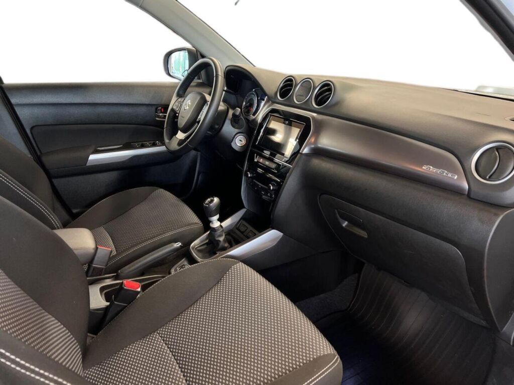 Suzuki Vitara 2022 Valkoinen