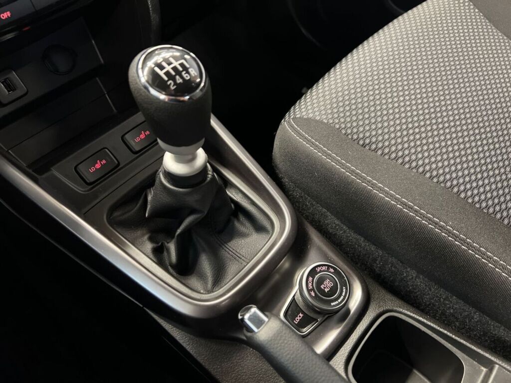 Suzuki Vitara 2022 Valkoinen