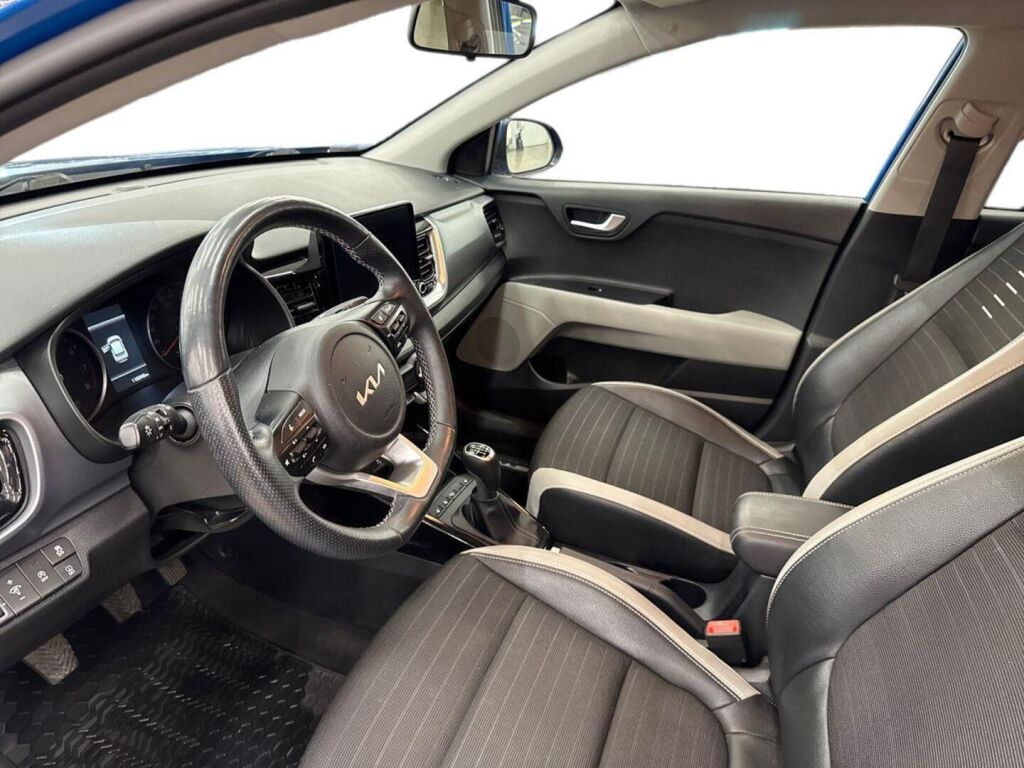 Kia Stonic 2022 Sininen