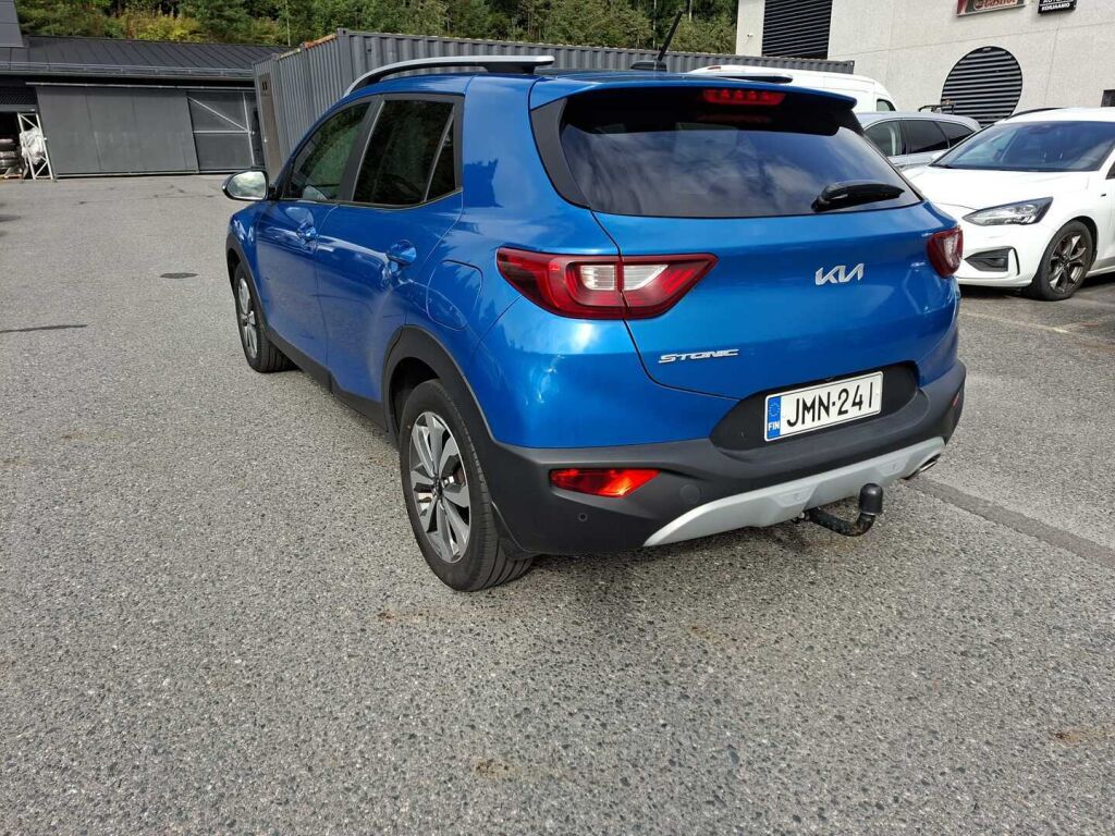 Kia Stonic 2022 Sininen