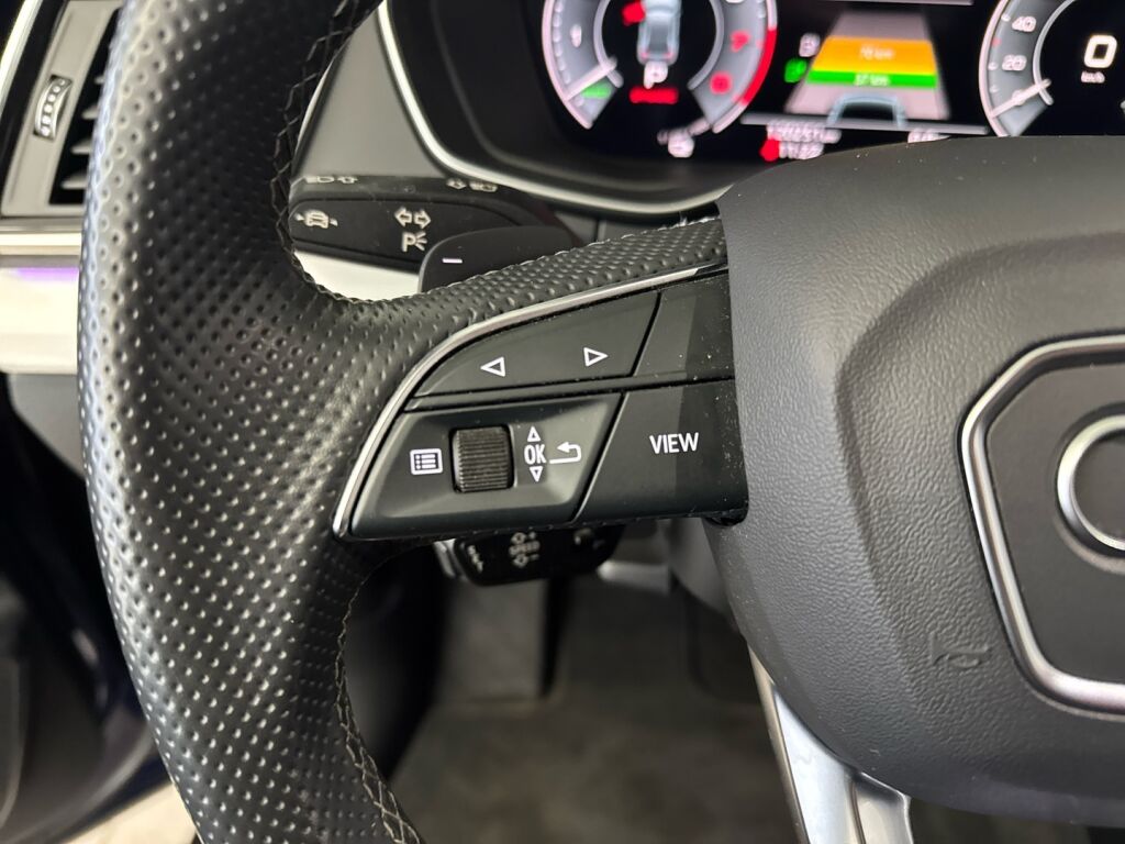 Audi Q5 2021 Sininen