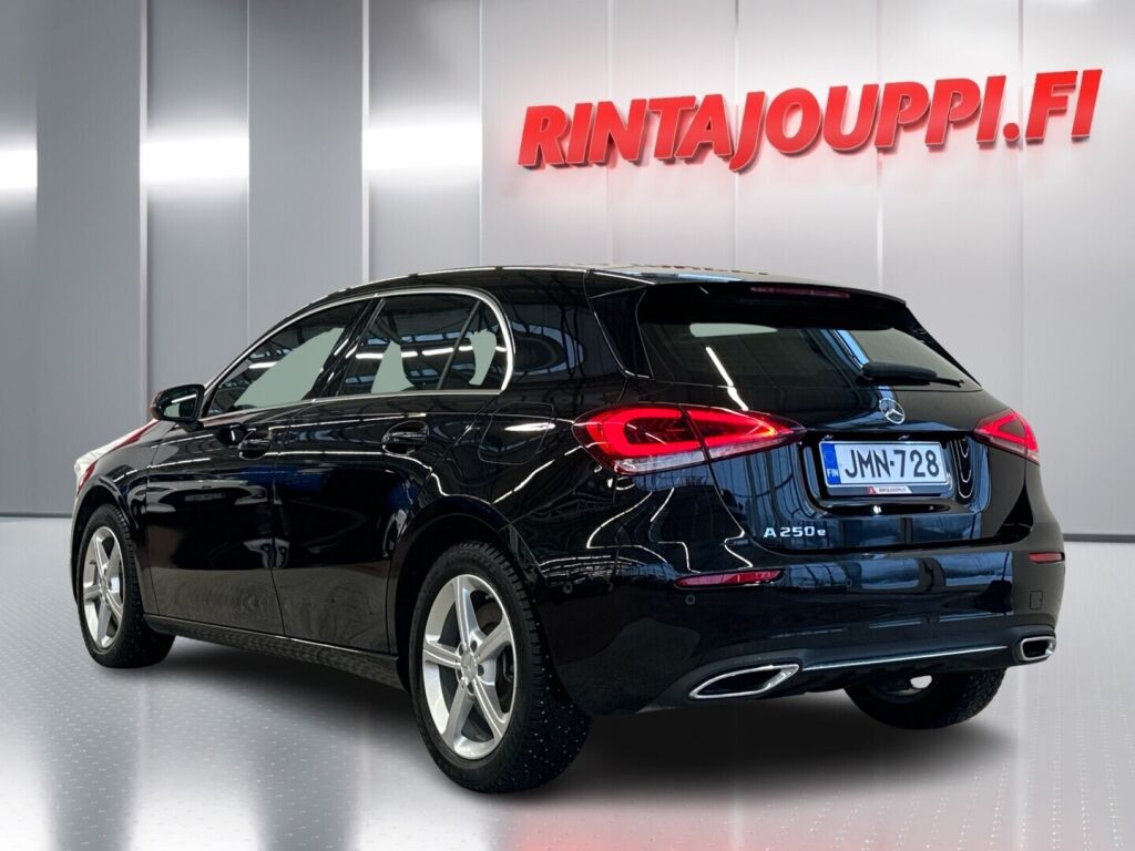 Mercedes-Benz A 2022 Musta