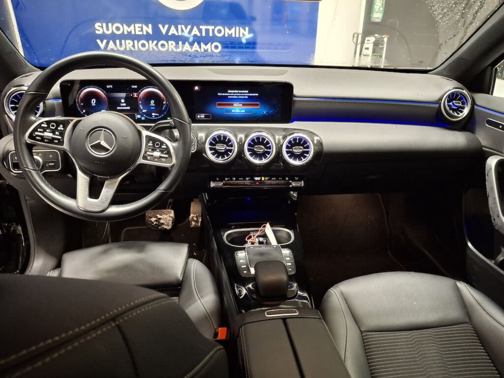 Mercedes-Benz A 2022 Musta