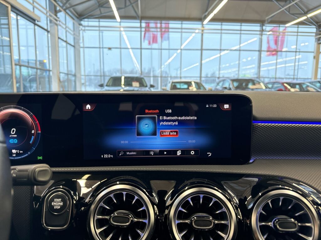 Mercedes-Benz A 2022 Musta