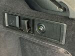 BMW 330 2023 Punainen
