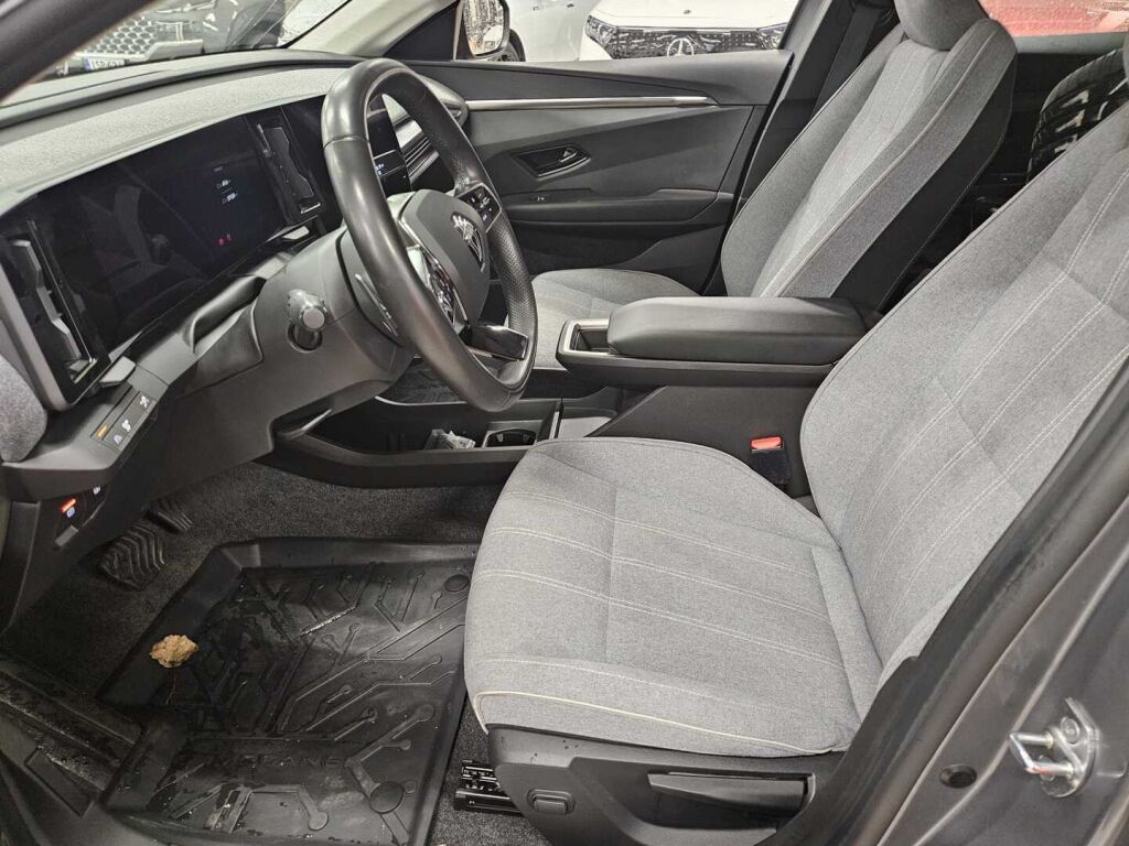 Renault Megane 2022 Harmaa