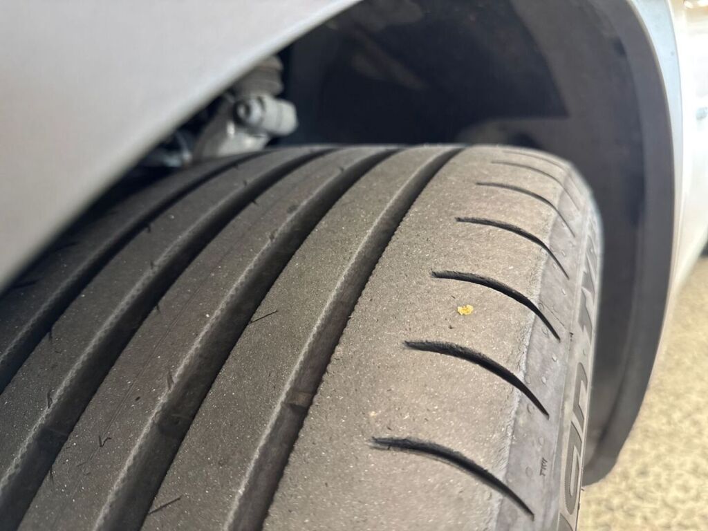 Tesla Model Y 2022 Valkoinen