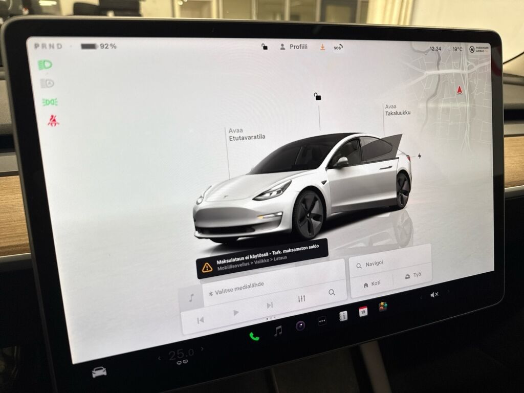 Tesla Model 3 2022 Valkoinen