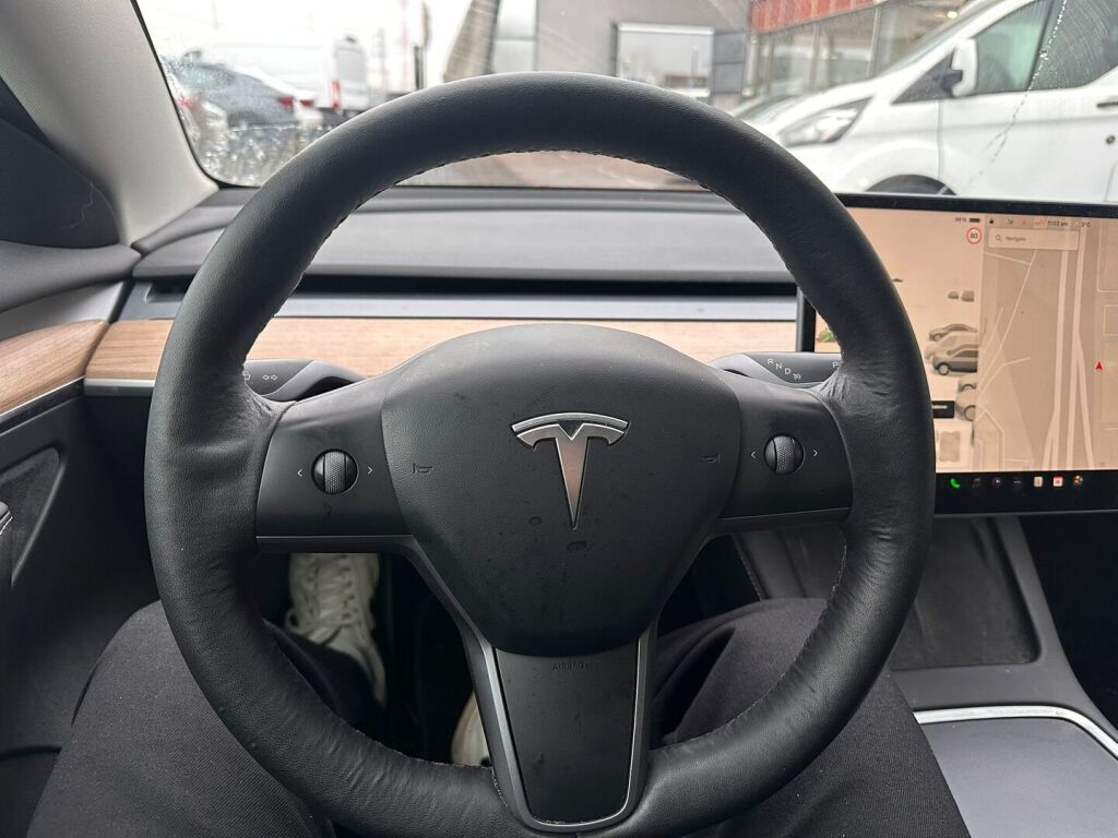 Tesla Model 3 2022 Valkoinen