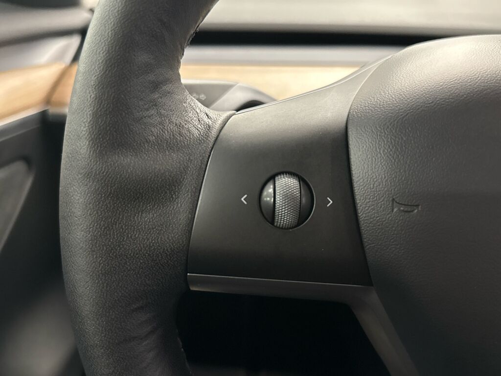 Tesla Model 3 2022 Valkoinen