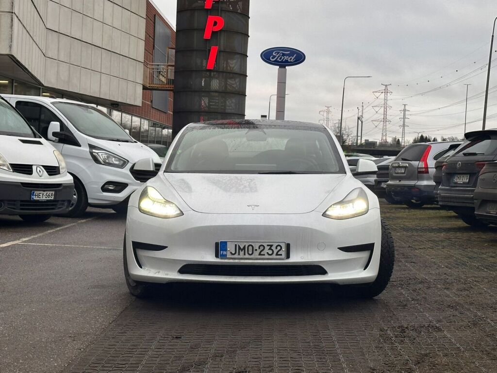 Tesla Model 3 2022 Valkoinen