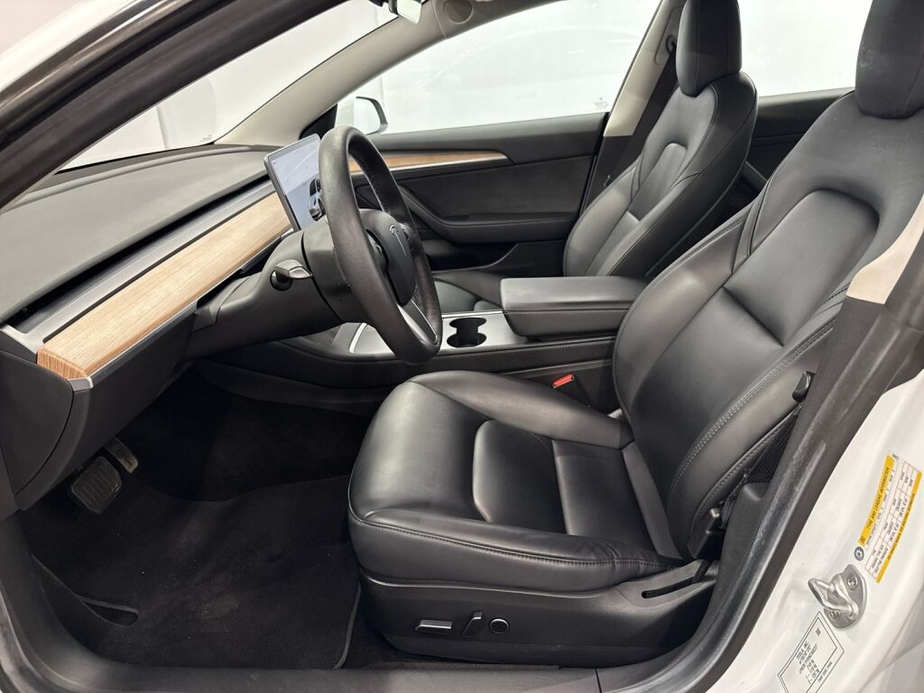 Tesla Model 3 2022 Valkoinen