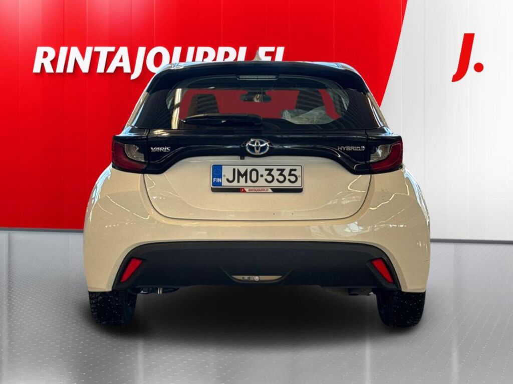 Toyota Yaris 2023 Valkoinen
