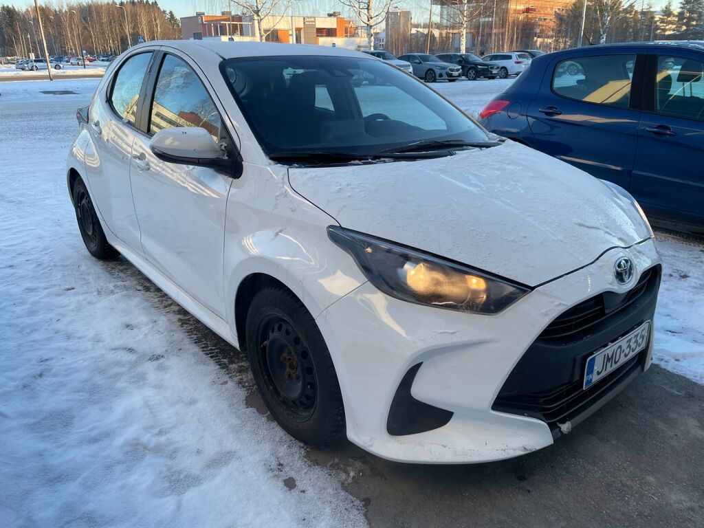 Toyota Yaris 2023 Valkoinen