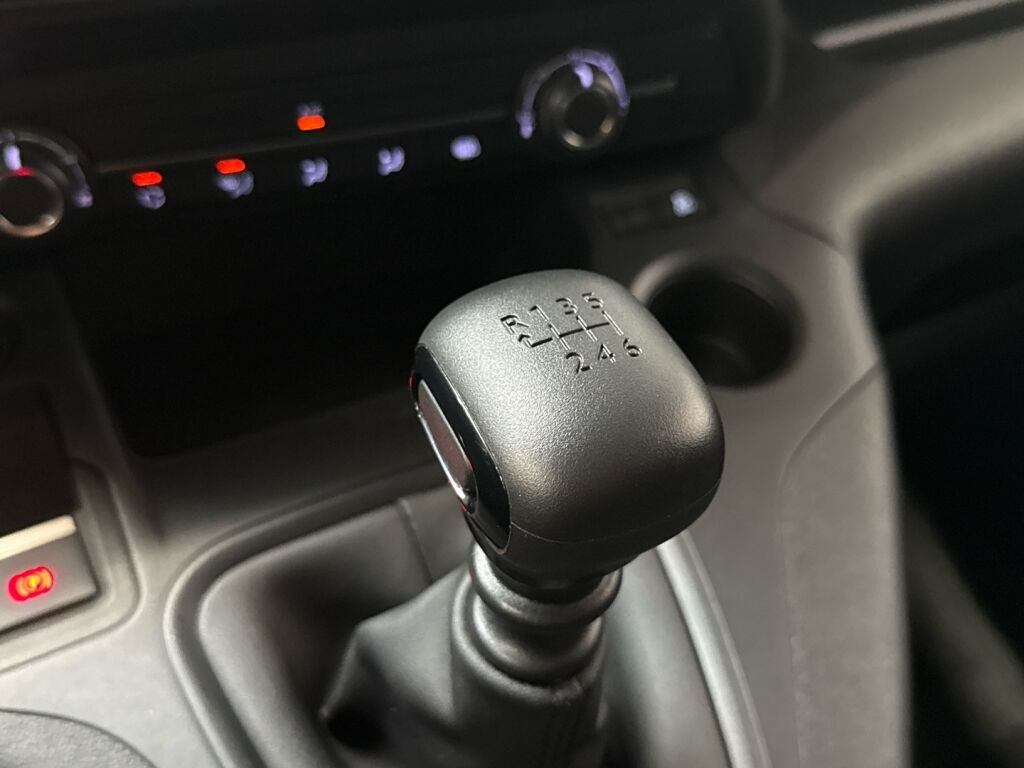 Peugeot Partner 2023 Valkoinen