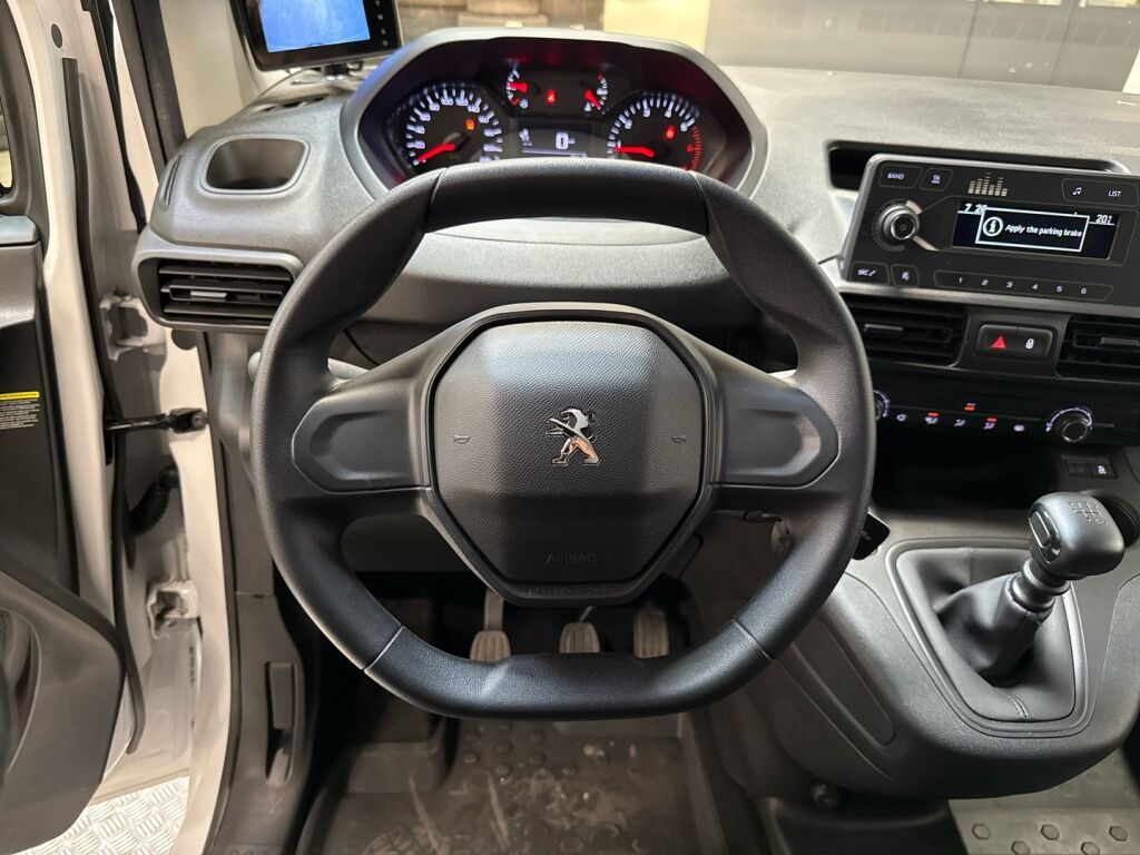 Peugeot Partner 2022 Valkoinen