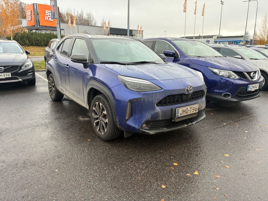 Toyota Yaris Cross 2022 Sininen