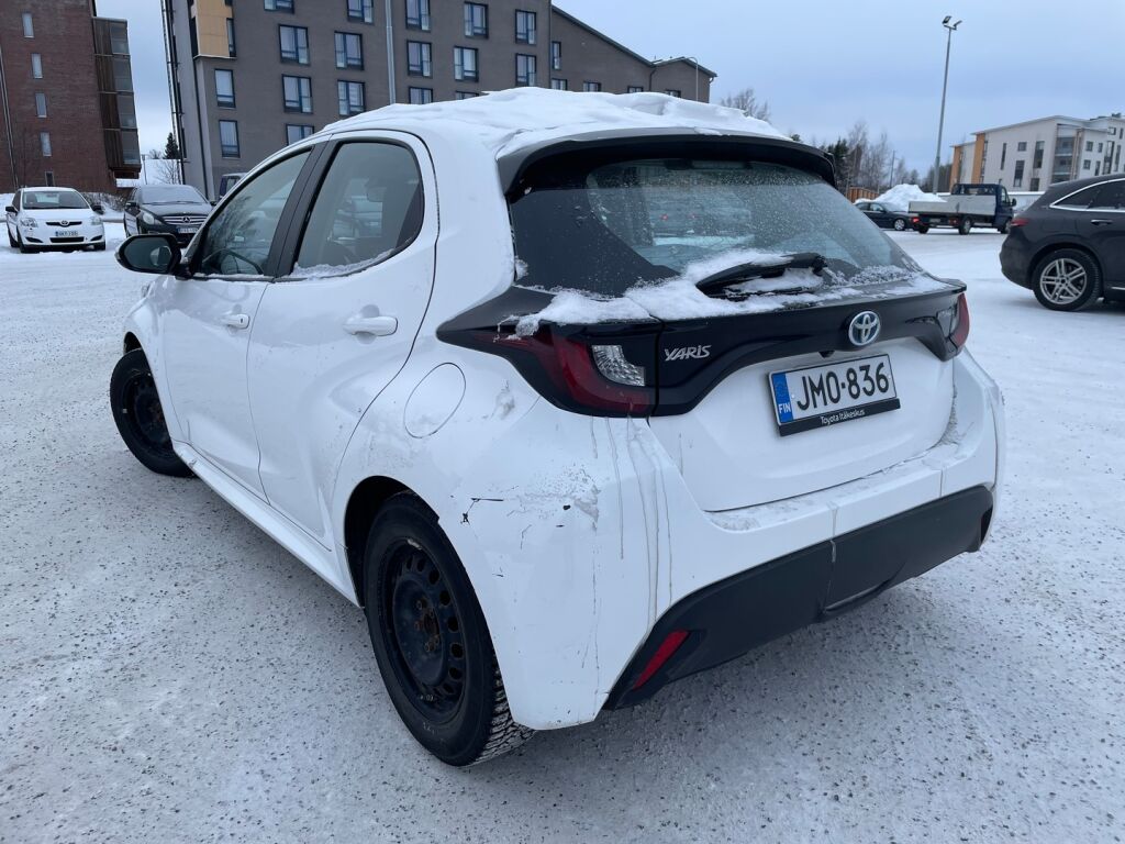 Toyota Yaris 2023 Valkoinen
